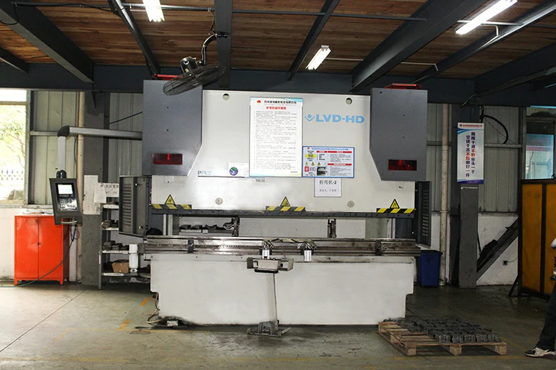 160 Tons 3.2M LVD-HD CNC Bending Machine