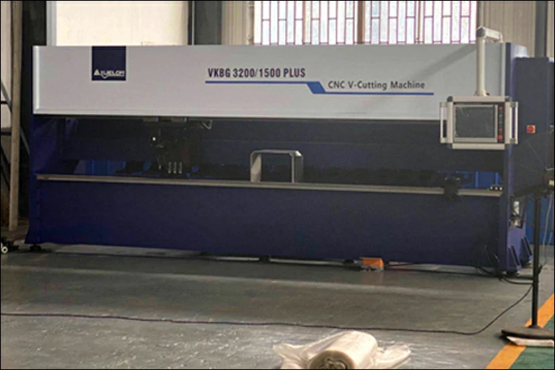 VK8G V-cutting Machine