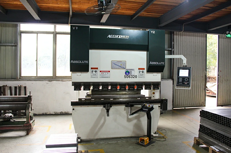 63 Tons 2M ACCUR Press
